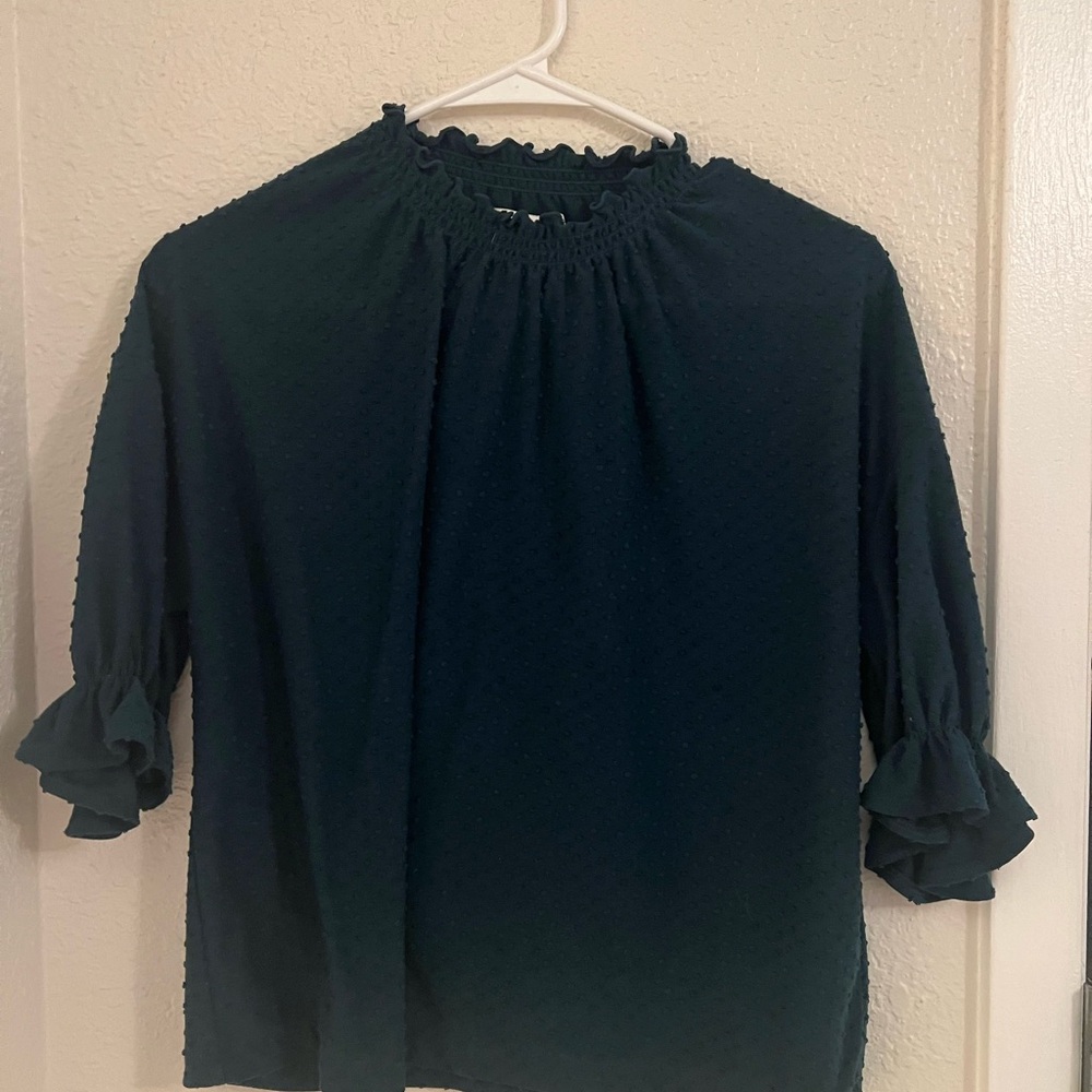 Madewell Texture & Thread Clip Dot Ruffle Top - Picture 4 of 6